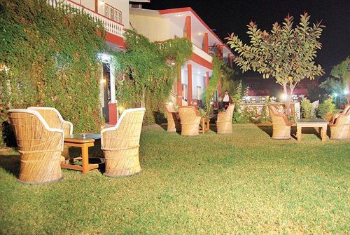 Tiger Safari Resort Sawai Madhopur Luaran gambar