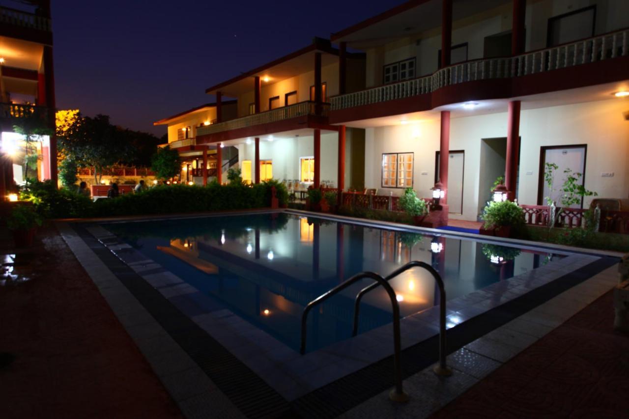 Tiger Safari Resort Sawai Madhopur Luaran gambar